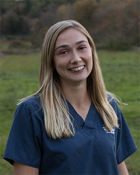 danielle-veterinary-technician